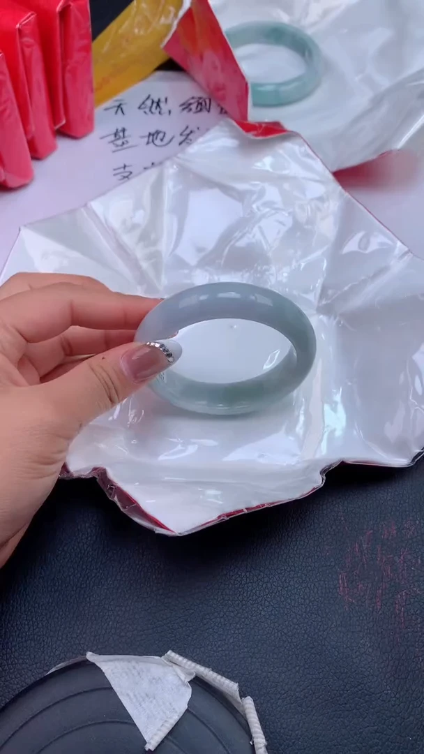 【闪购商品】翡翠手镯未镶嵌天然缅甸A货翡翠手镯