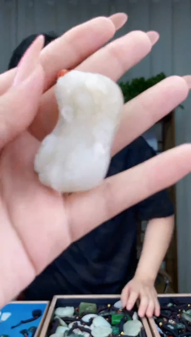 未镶嵌和田玉挂件拍一发一，多样性发货！