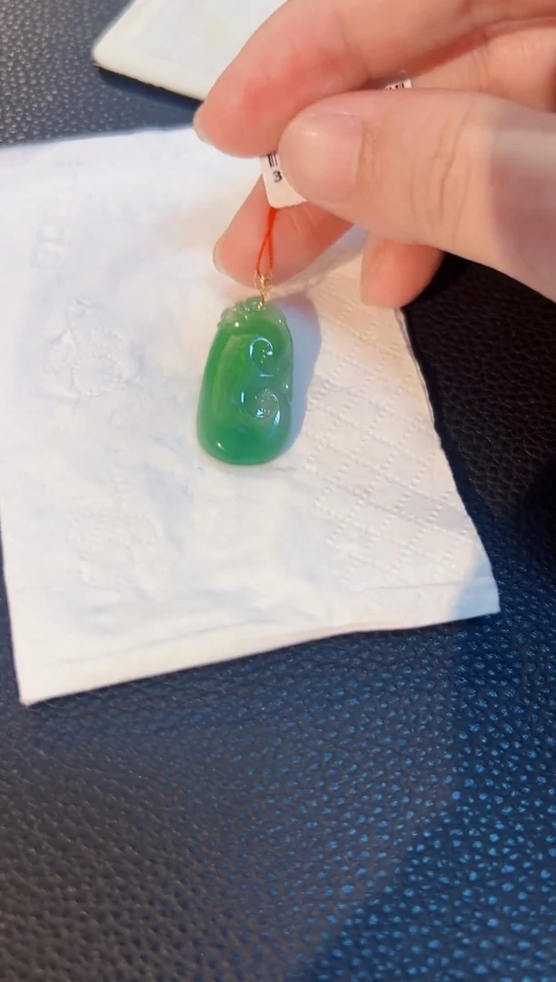 翡翠18K金镶嵌颈饰缅料A货/支持复检/一件