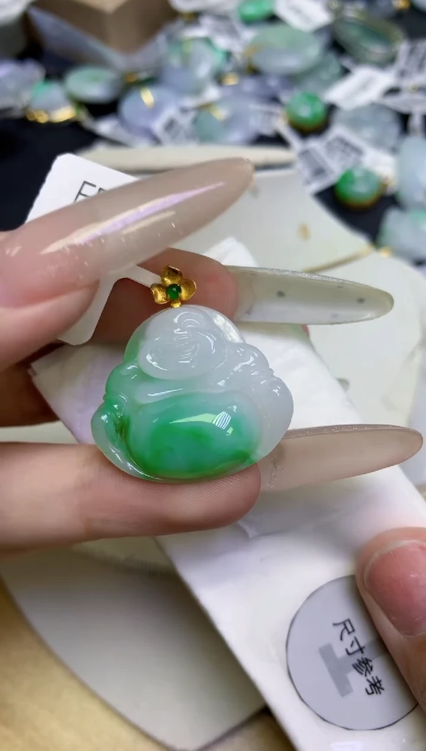 颈饰18K金镶嵌翡翠天然缅甸翡翠A货百元以上9元证书费自理