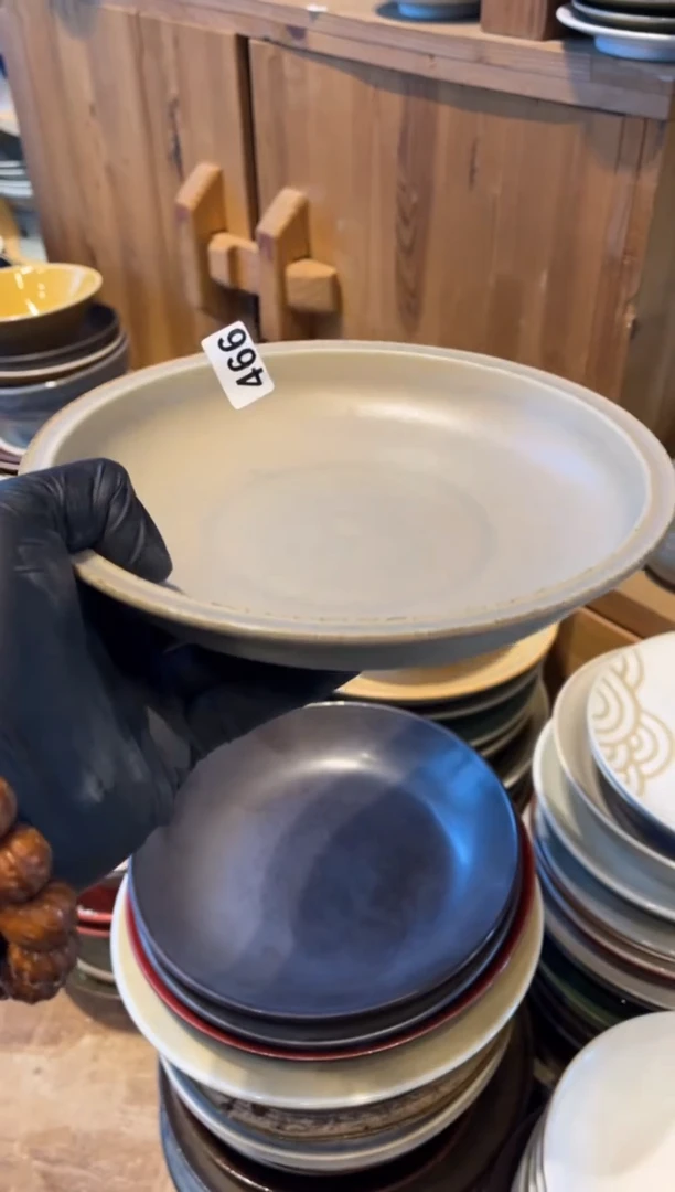 【闪购商品】瓷片466哑光灰白平沿锅盘菜盘