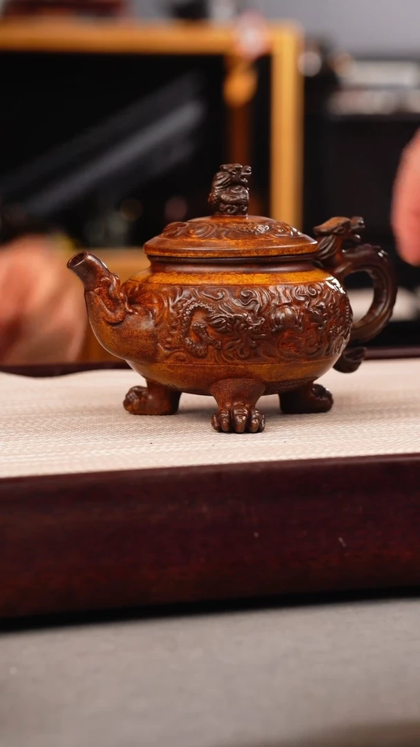 茶壶紫砂龙骨金砂 三足龙尊 刻绘