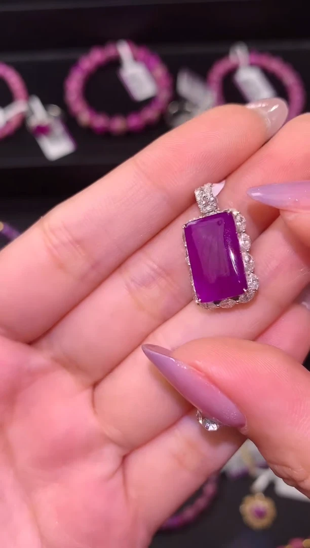 【闪购商品】苏纪石（舒俱来）.18K金镶嵌舒俱来吊坠