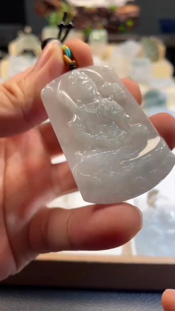 颈饰未镶嵌翡翠10/09/066