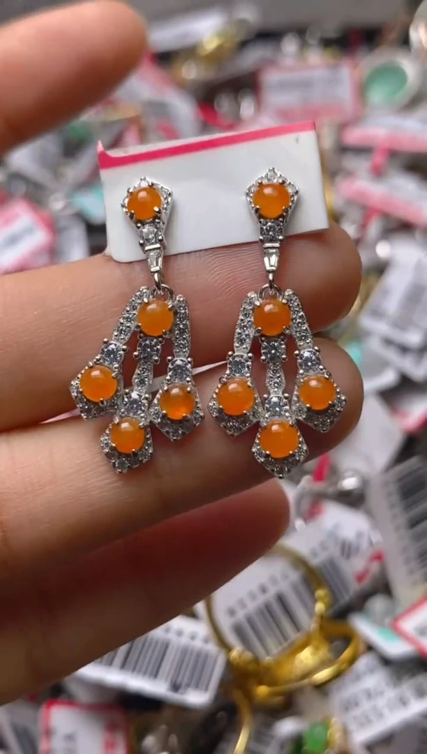 银S925镶嵌戒指翡翠百内无证书