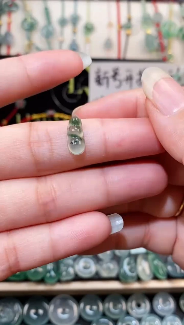 散珠翡翠福豆裸石