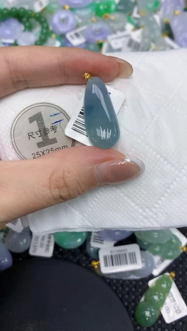 颈饰18K金镶嵌翡翠1111111