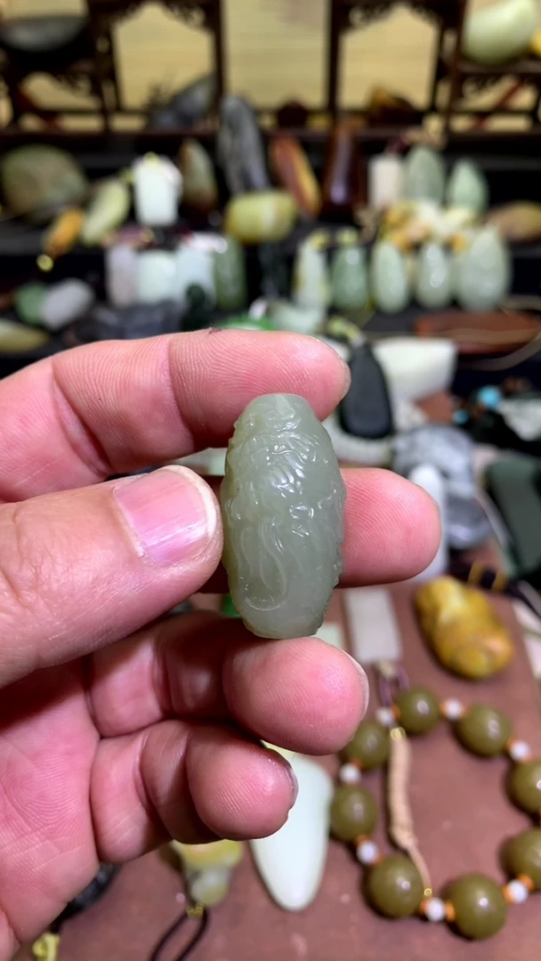 【闪购商品】和田玉颈饰未镶嵌桶珠青海料