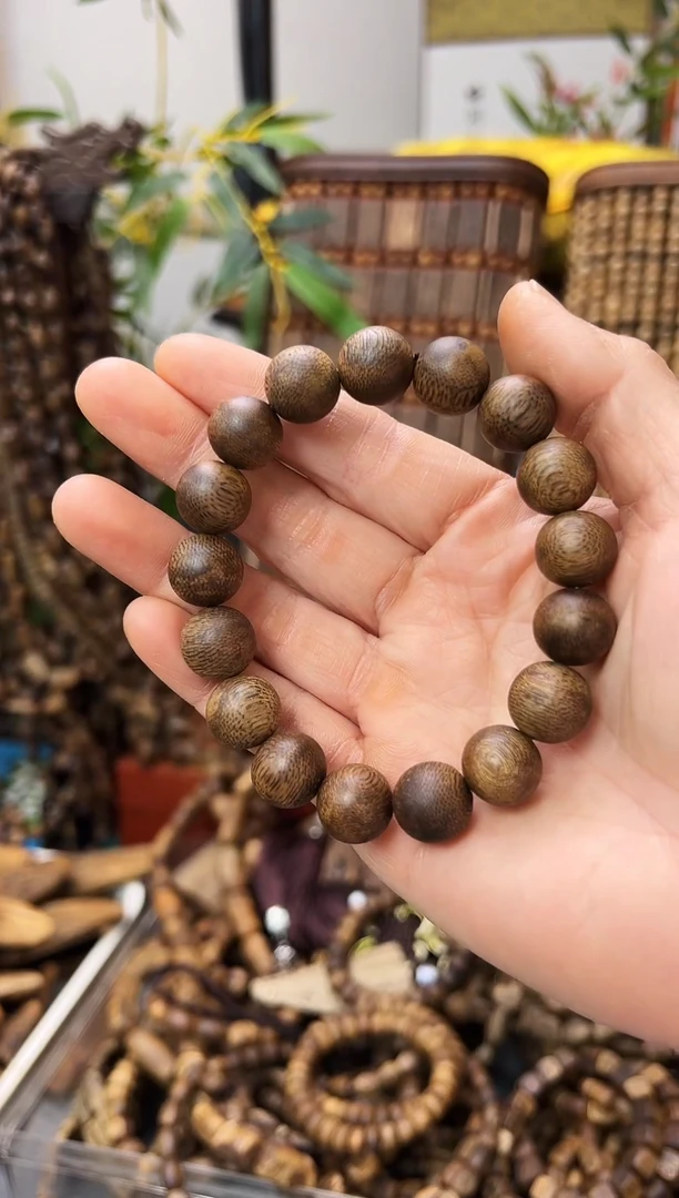 沉香手串棋楠圆珠单圈