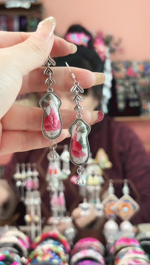 艺枝独绣手工饰品51