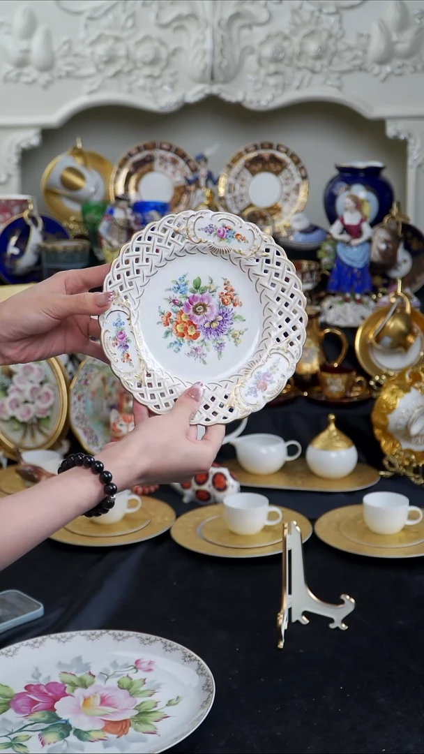 瓷婷婷中古瓷器如图所示173