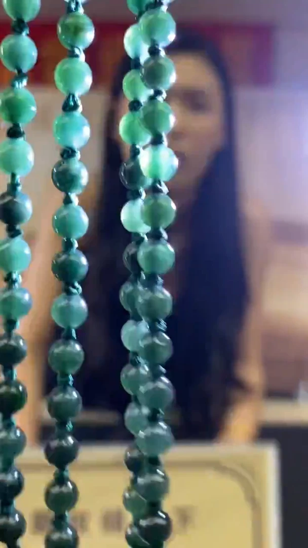 颈饰未镶嵌翡翠余**?********3