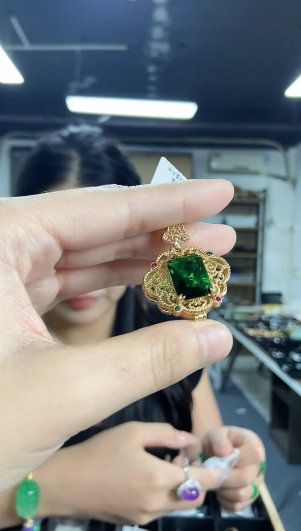 未镶嵌颈饰祖母绿闪购链接多样性发其一颜色微差