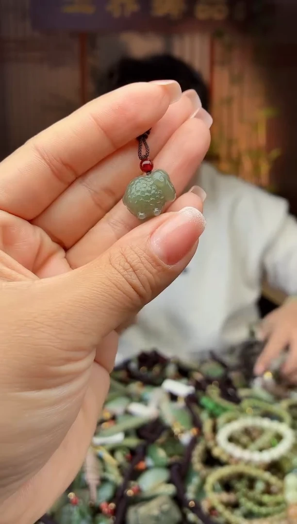 颈饰未镶嵌和田玉多样性发货拍一发一