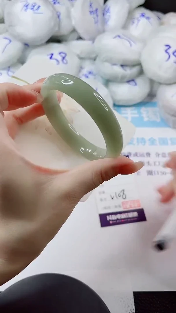 未镶嵌手镯石英质玉多样性发货V108