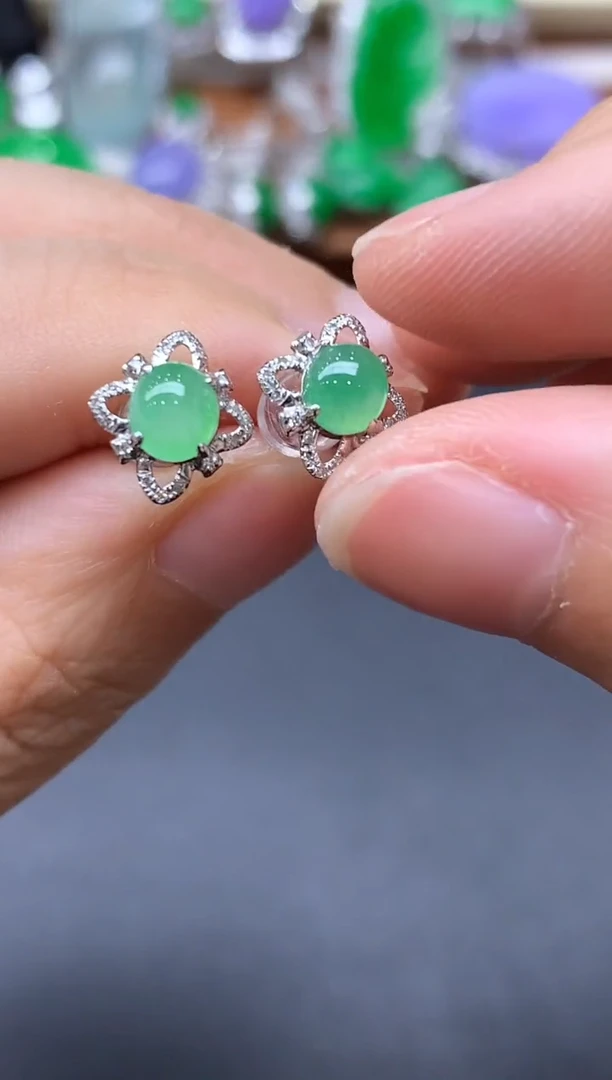 颈饰18K金镶嵌翡翠536-中国好珍宝