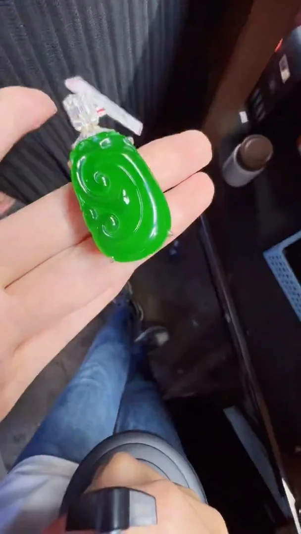 未镶嵌定制翡翠翡翠A货有轻微色差属于正常现象，如意多样性发货1