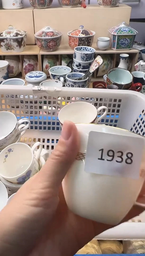 瓷片阿*…3777739904524615852