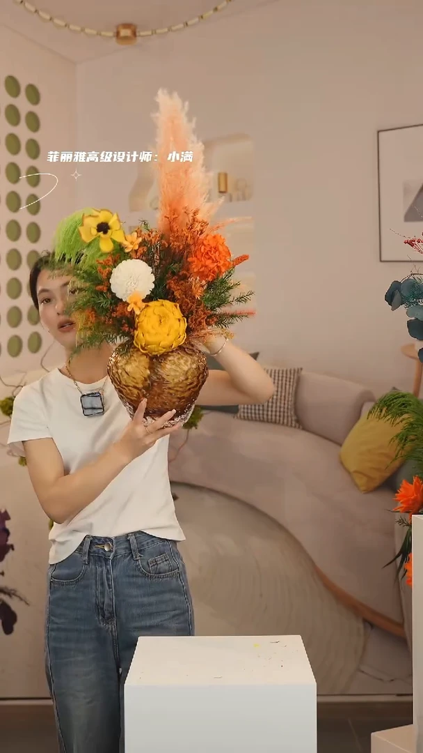 琉璃：图片款花+花瓶