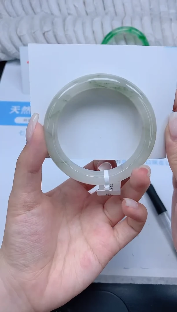 石英质玉手镯未镶嵌K47-52.7