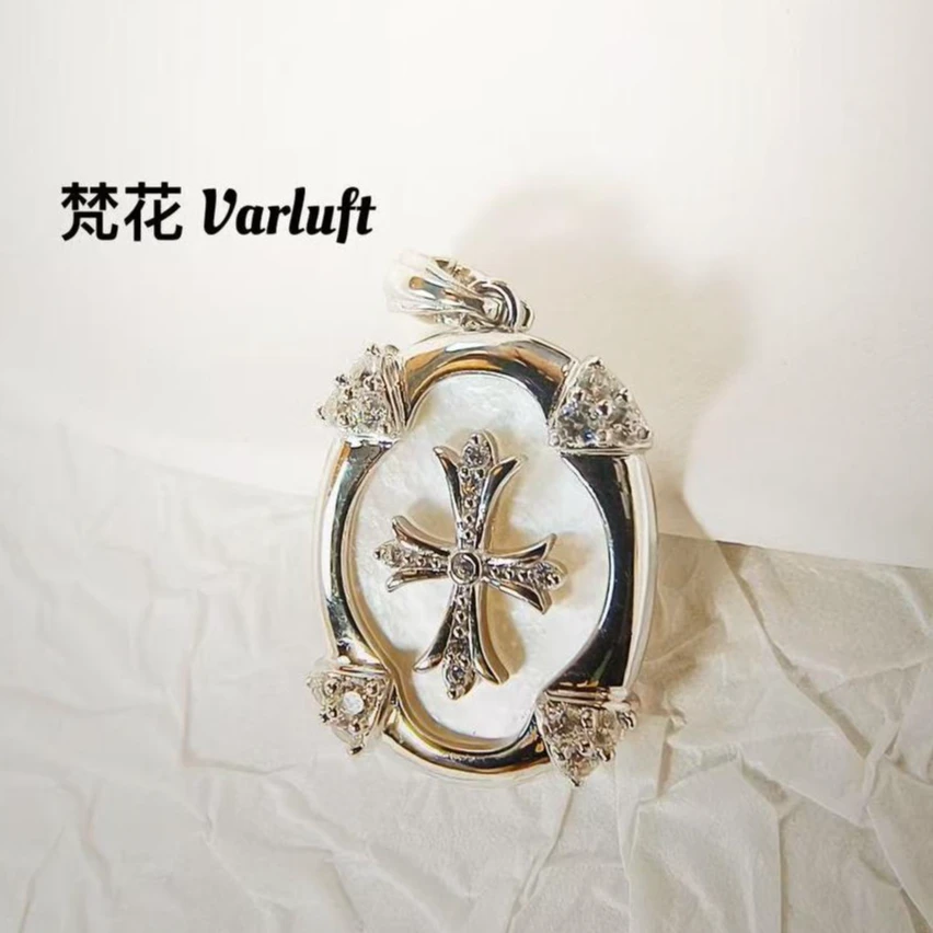 吊坠925银贝壳 Fan~梵花S925银 鸢尾花白贝吊坠 轻奢时尚