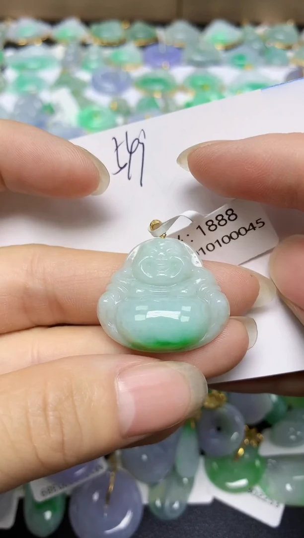 翡翠18K金镶嵌颈饰 天然翡翠A货