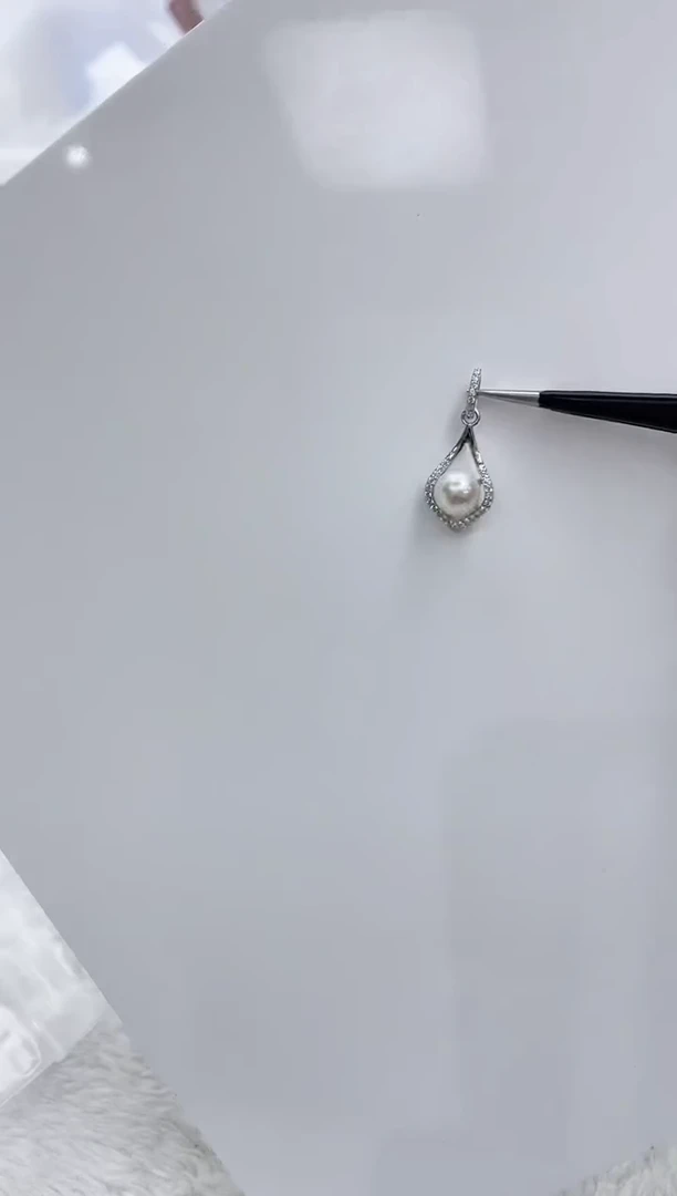 【闪购商品】海水珍珠吊坠(不含链)银S925镶嵌海水珍珠吊坠