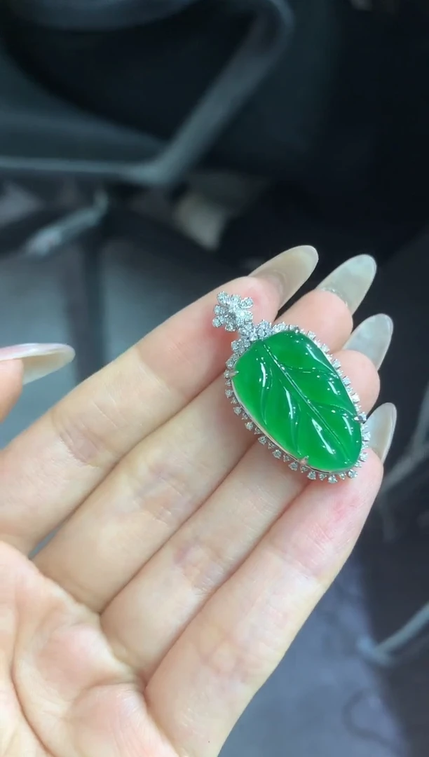 吊坠(不含链)18K金镶嵌翡翠21吊坠不含链买断