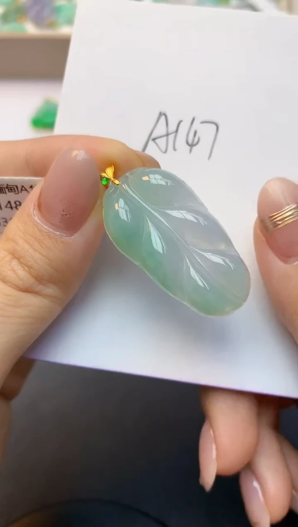 颈饰18K金镶嵌翡翠天然A货缅甸翡翠百元以上9元证书费自理