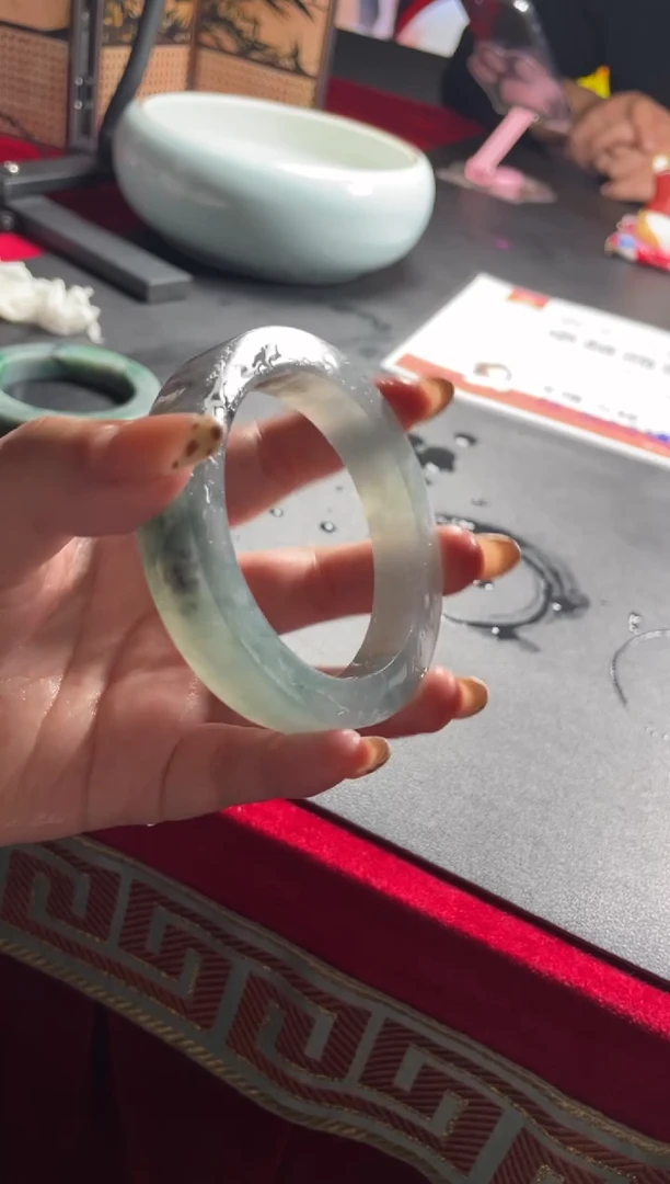 【闪购商品】定制翡翠手镯未镶嵌SZAYJ48DZS