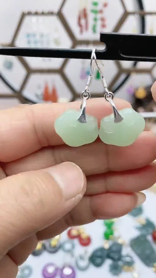 未镶嵌和田玉耳饰4536