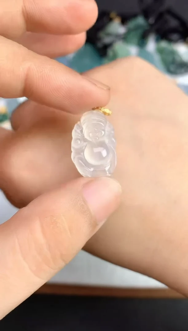 颈饰18K金镶嵌翡翠25110801