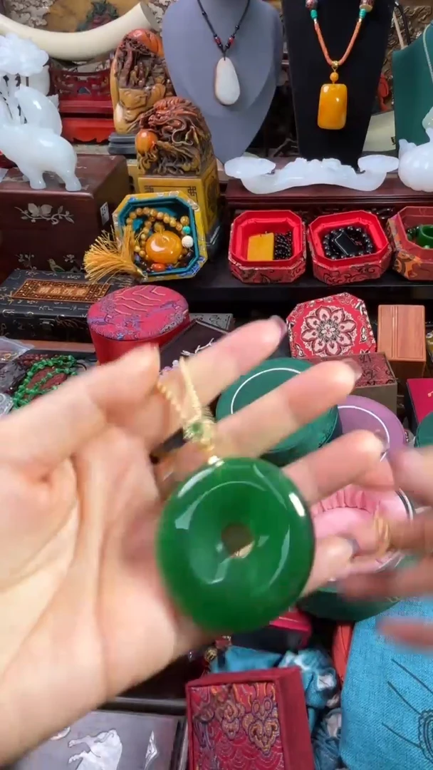 【闪购商品】和田玉（碧玉）876786786未镶嵌7867867687867
