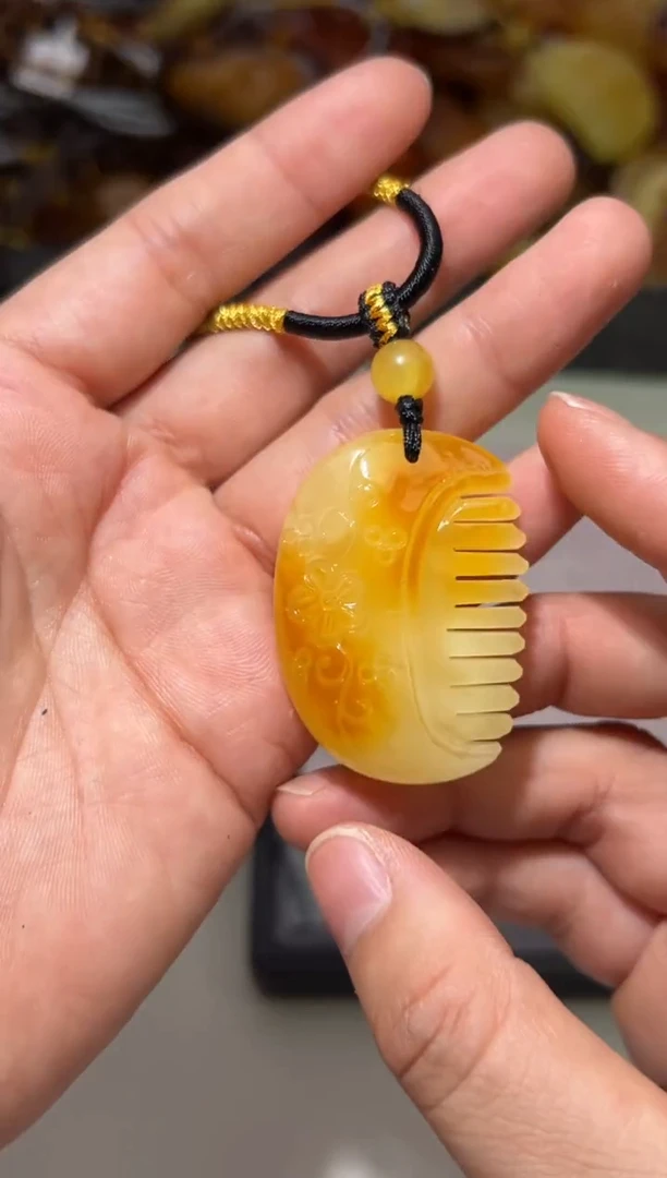 裸石琥珀未镶嵌琥珀蜜蜡吊坠