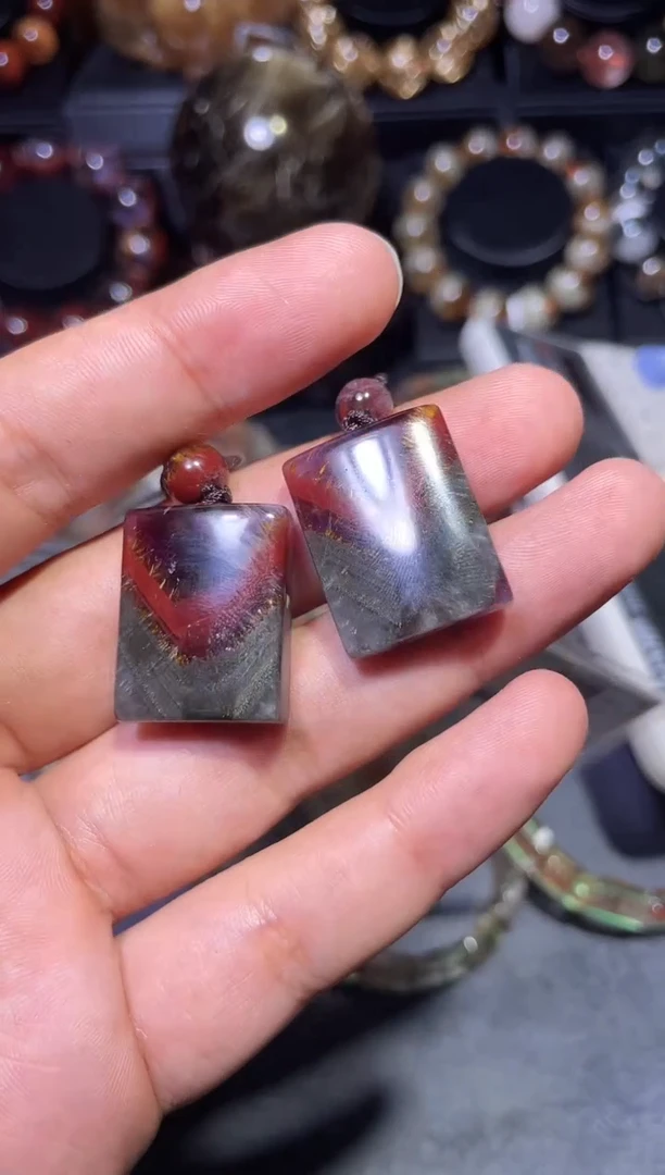 未镶嵌吊坠(不含链)水晶极光吊坠（多样性发其一）