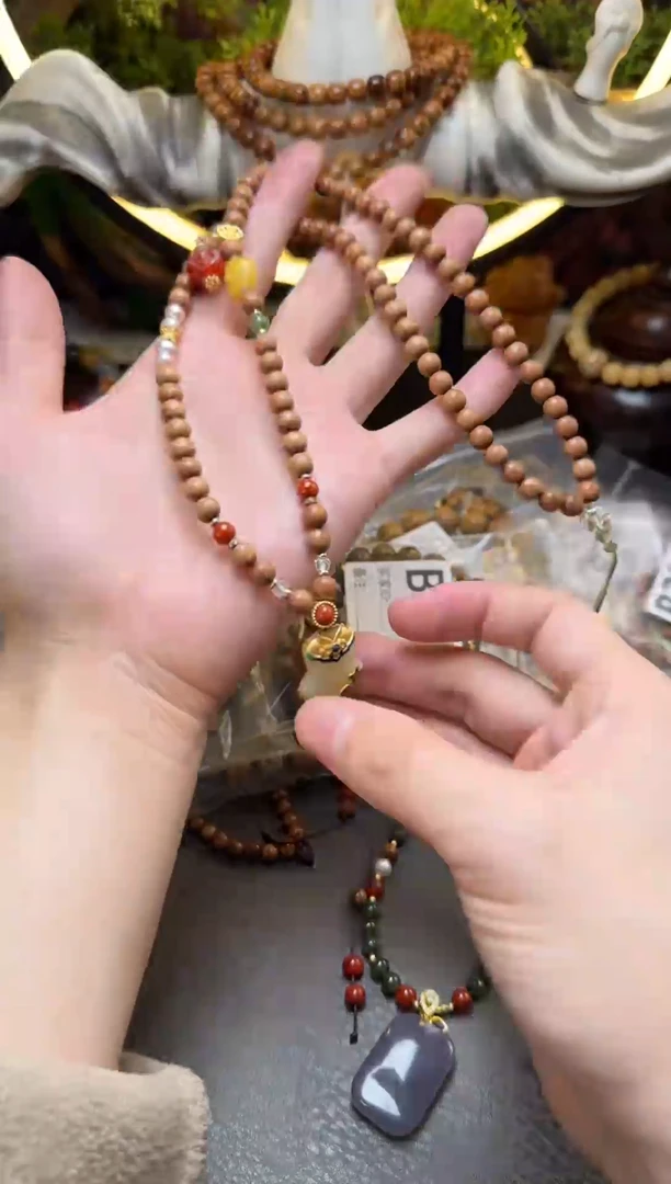 檀香木吊坠A077老山檀旗袍配饰吊坠