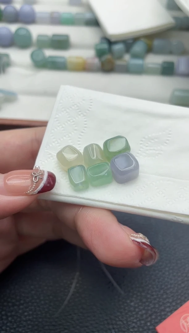 【闪购商品】定制翡翠未镶嵌珠子