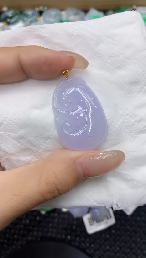 翡翠18K金镶嵌颈饰111111111111