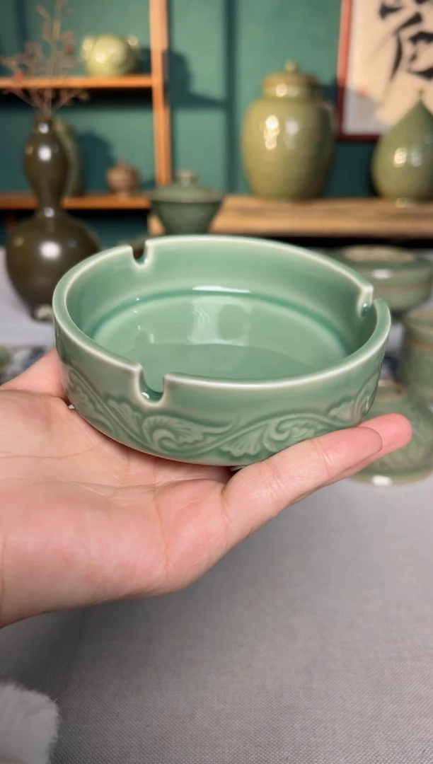 【闪购商品】其他耀州窑青釉唐草纹烟灰缸