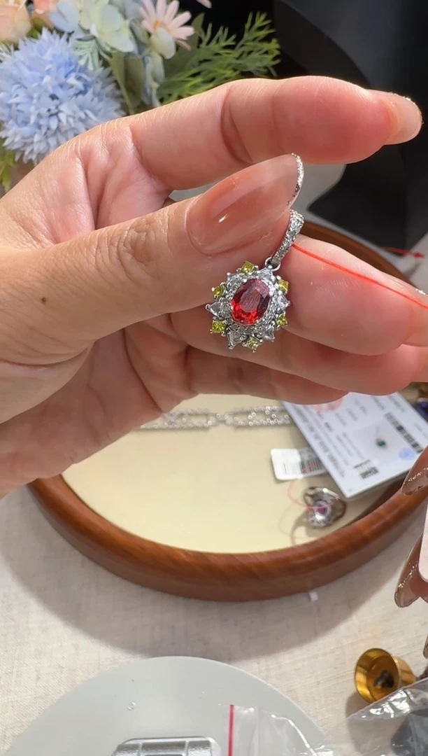 【闪购商品】蓝宝石吊坠未镶嵌吊坠