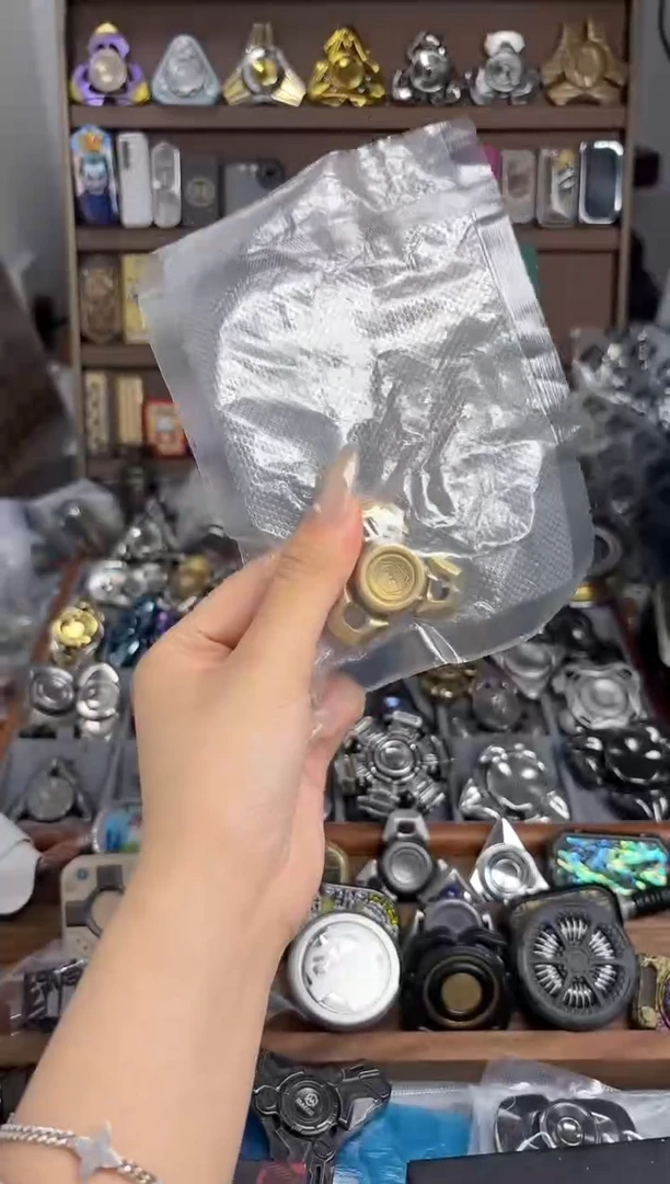 咩咩公主EDC 全新黄铜竞星