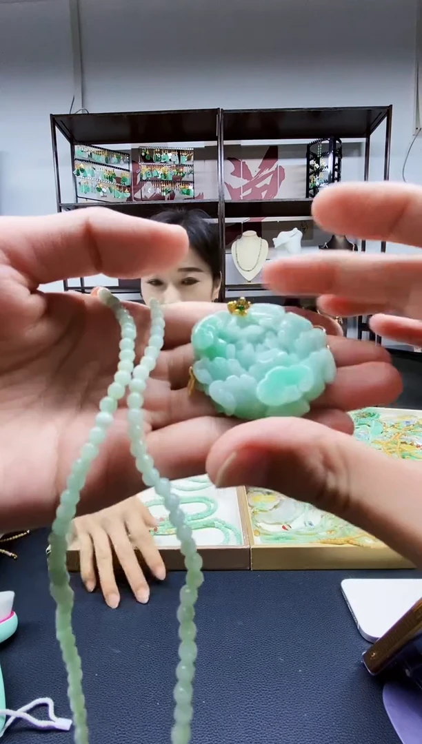 颈饰未镶嵌翡翠翡翠吊坠