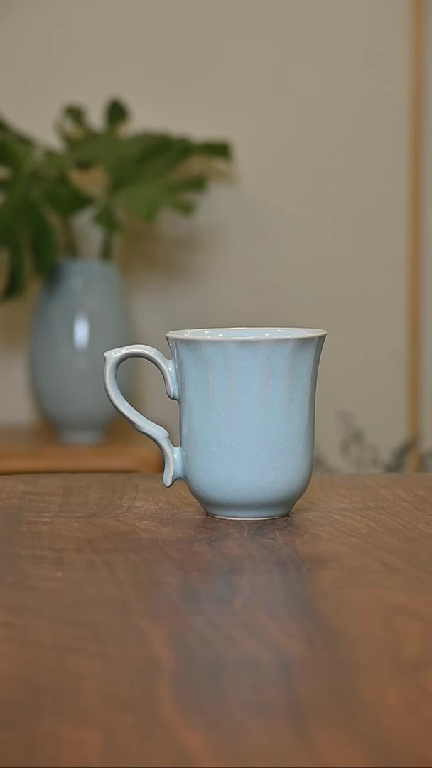 咖啡杯 天青 微瑕晨星密 朱家汝窑款