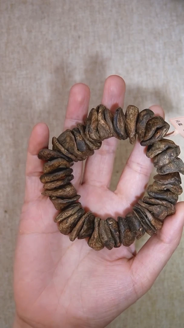 沉香手串奇楠树钉