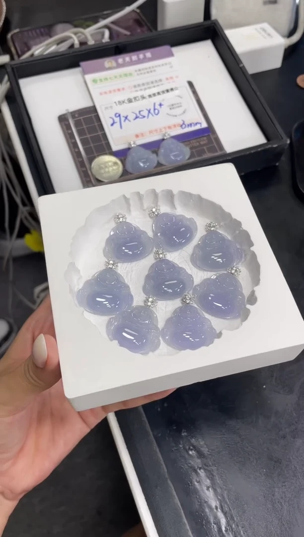 18K金镶嵌挂件翡翠翡翠佛公FL12配绳/多样性发其一CP