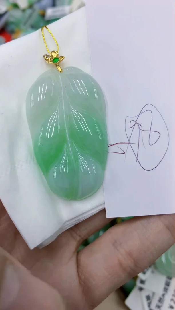 颈饰未镶嵌翡翠111111111111