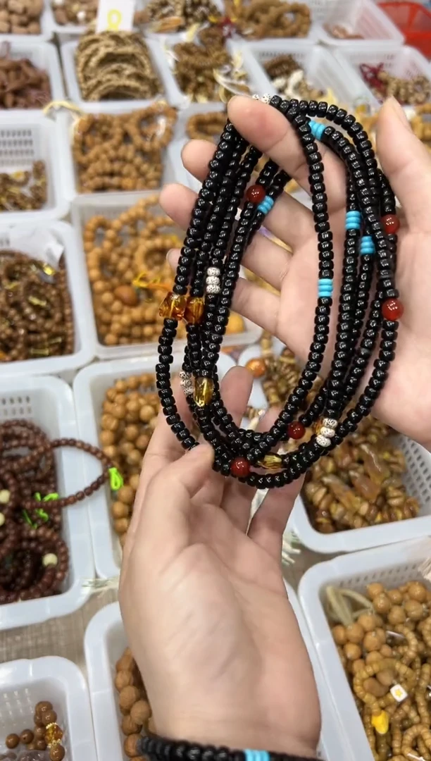 琥珀吊坠(赠链)未镶嵌diy椰蒂卡6mm左右  双圈叠戴