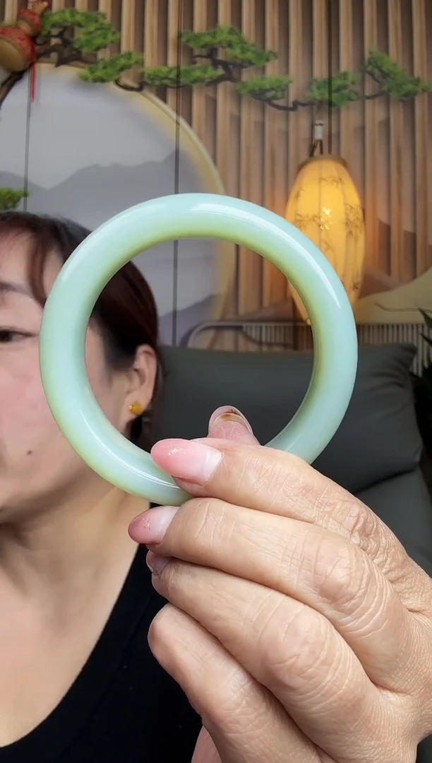 未镶嵌手镯和田玉天然新疆和田玉羊脂白玉宽版轮胎镯59-60圈口
