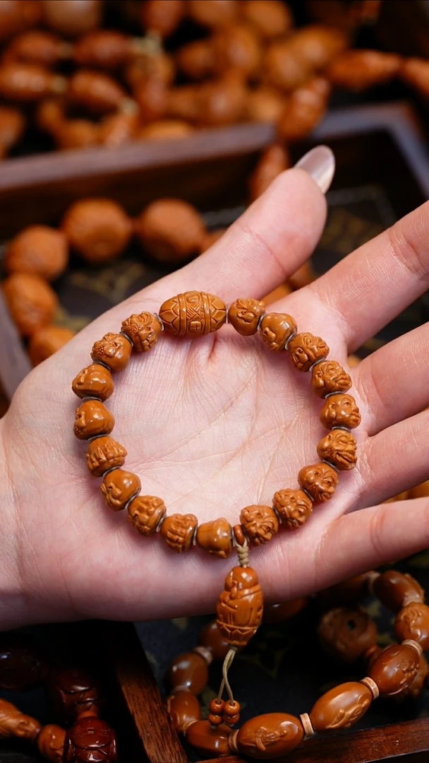 【闪购商品】橄榄核吊坠苏工橄榄核