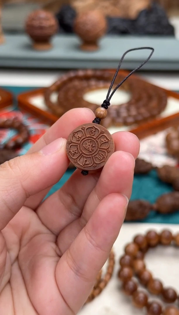 檀香木吊坠六字吊坠 印度老山檀香